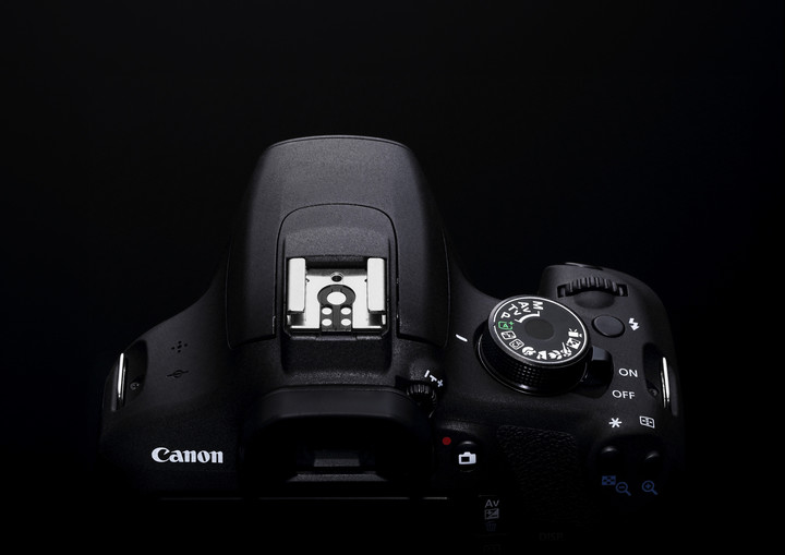Canon EOS 1200D + 18-135 IS_1520802690