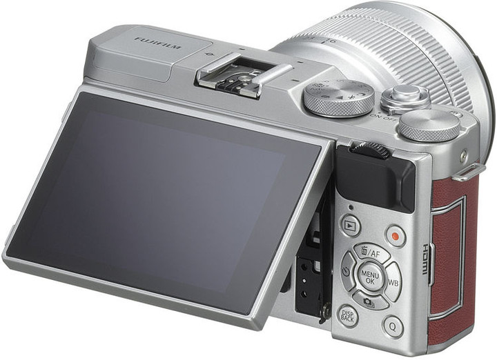 Fujifilm X-A3 + XC 16-50mm, stříbrná/hnědá_1882753359