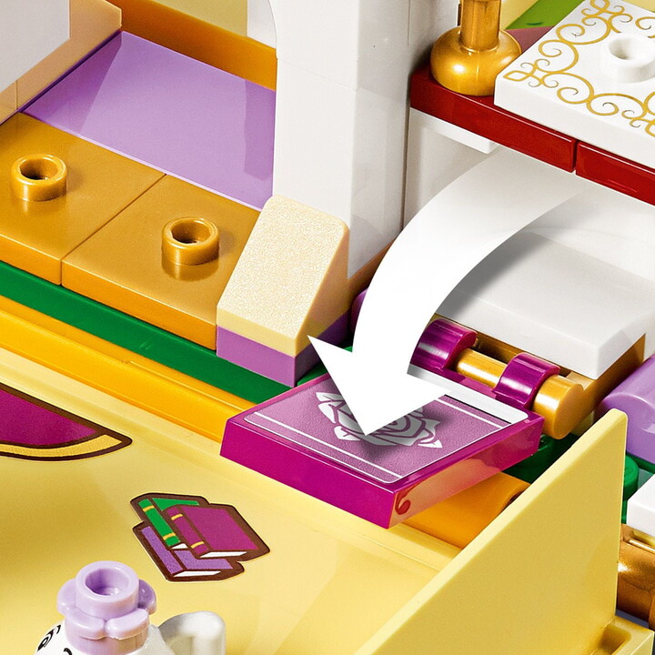 LEGO® Disney Princess 43177 Bella a její pohádková kniha dobrodružství_1642353705