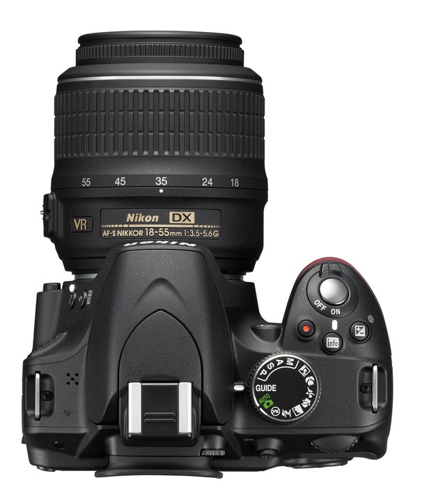 Nikon D3200 + 18-55 AF-S DX VR II_2045321632