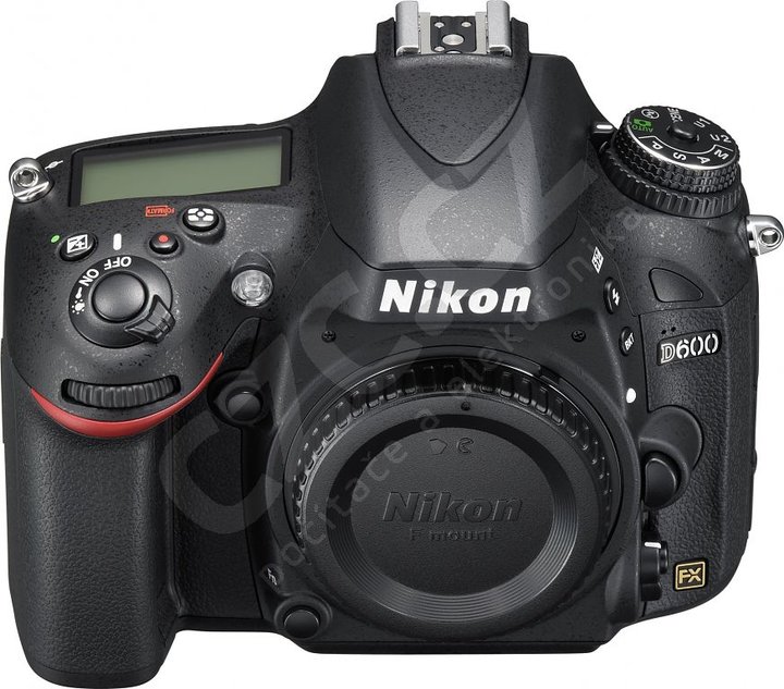 Nikon D600, tělo_1326349167