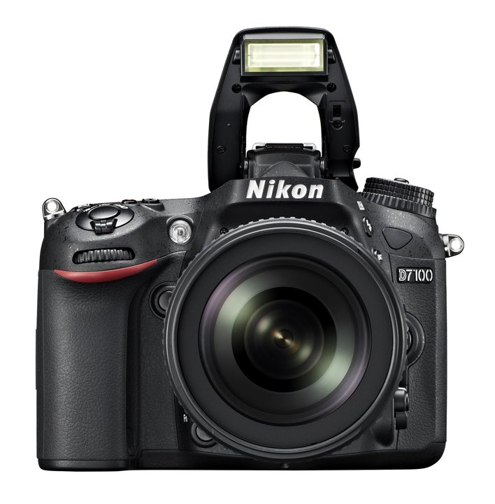 Nikon D7100 + 18-105 AF-S DX VR_1738026494