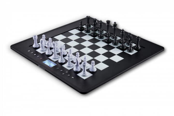 Millenium šachový počítač The King Competition_583568608