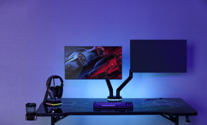 CZC.Gaming Stronghold RGB Dual, držák pro dva monitory, 17-32&quot;_1106511507