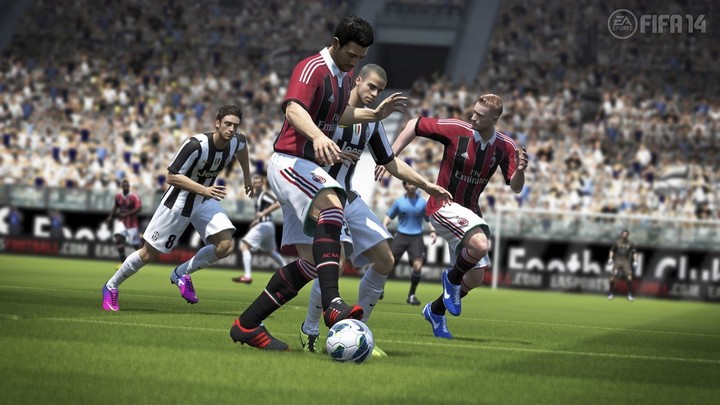 FIFA 14 - Ultimate Edition (Xbox 360)_364778898