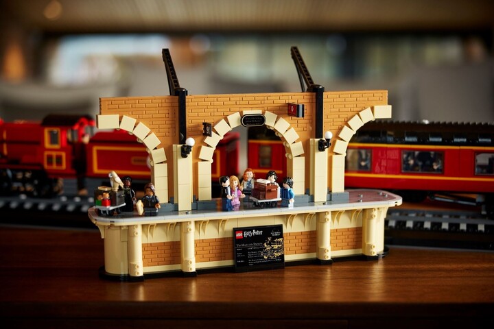 LEGO® Harry Potter™ 76405 Spěšný vlak do Bradavic – sběratelská edice_755748083