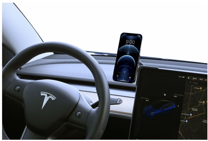 Cellularline univerzální držák do auta Mag Screen pro elektromobil Tesla, s podporou MagSafe, černá_353789202