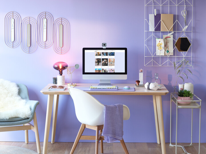 high-resolution-jpg-logitech-desk-mat-studio-series-and-pop-keys-combo-envr-lavender-and-daydream-mint.jpg
