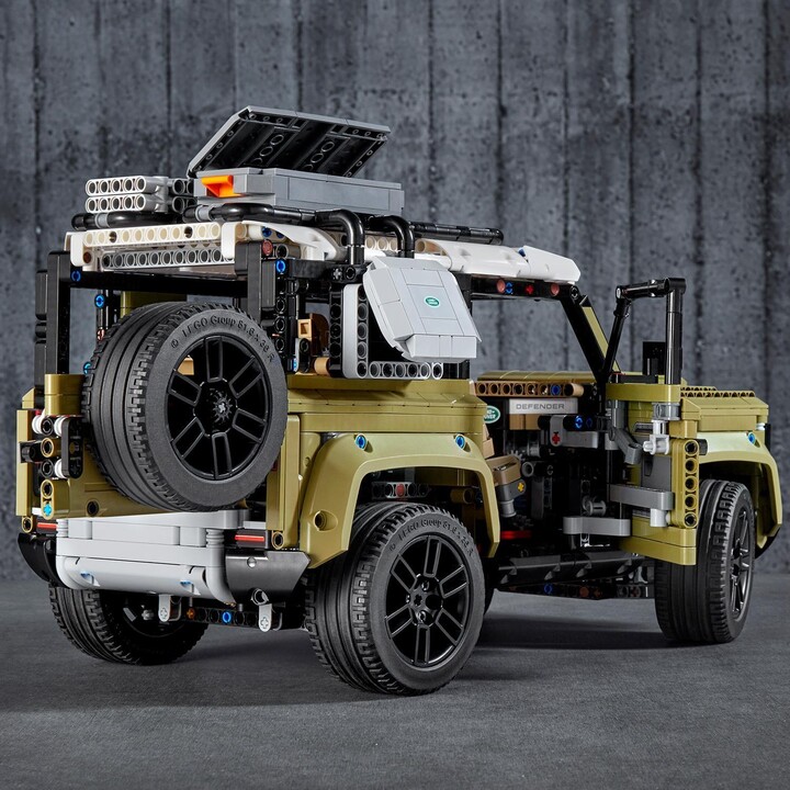LEGO® Technic 42110 Land Rover Defender_1703661530