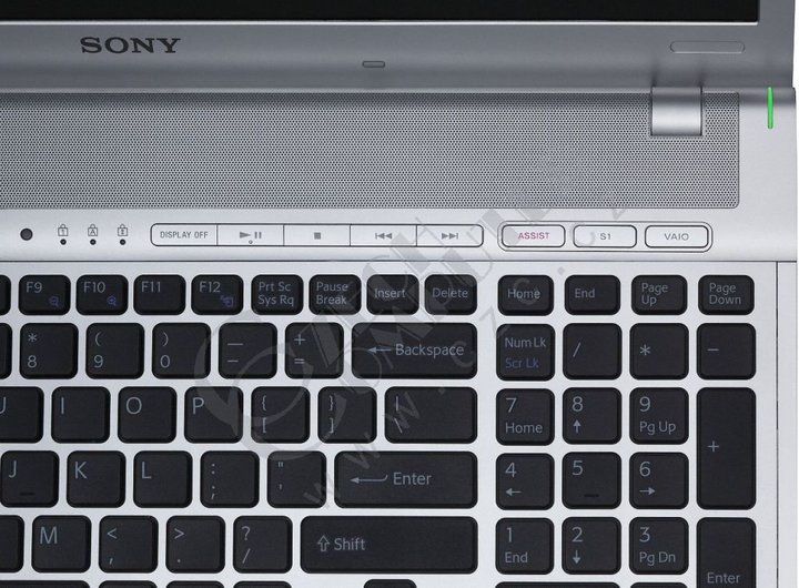 Sony VAIO F13 (VPCF13M1E/H), stříbrná_1450475155