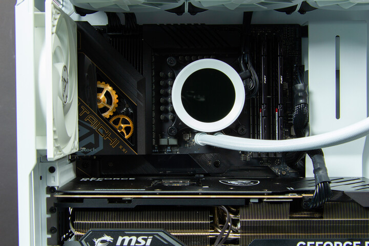 HAL3000 MČR 2023 (Intel), bílá_1543456187