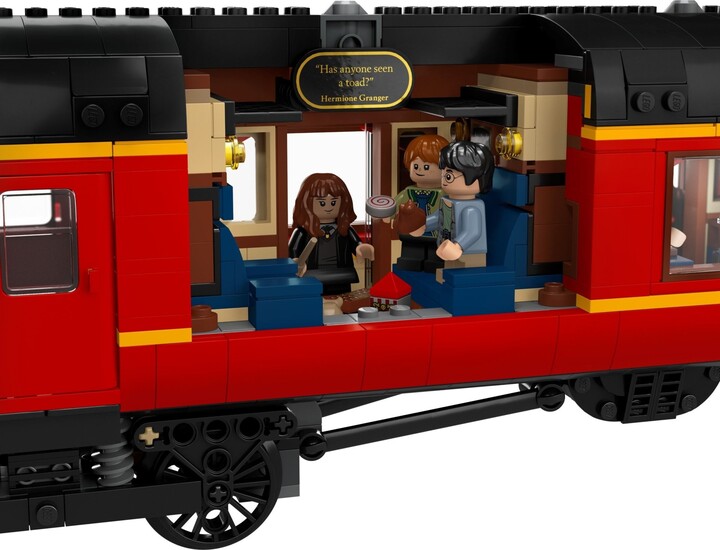LEGO® Harry Potter™ 76405 Spěšný vlak do Bradavic – sběratelská edice_1304246799