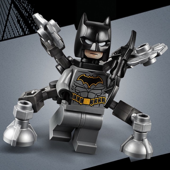 LEGO® DC Comics Super Heroes 76122 Clayface útočí na Batmanovu jeskyni_1396901697