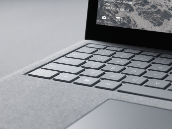 Microsoft Surface Laptop, stříbrná_44610741