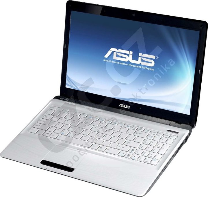 Asus k52f не включается