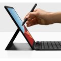 Microsoft představil vlastní mobil. A hromadu počítačů k tomu