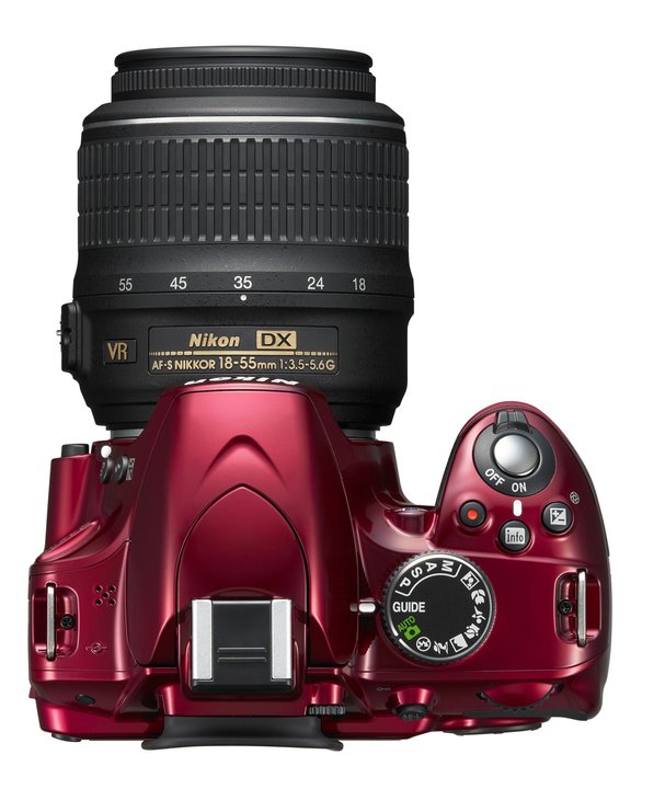 Nikon D3200 červená + objektiv 18-55 AF-S DX VR_1320557520