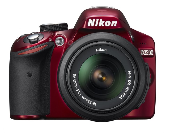 Nikon D3200 červená + objektiv 18-55 AF-S DX VR_1382149879