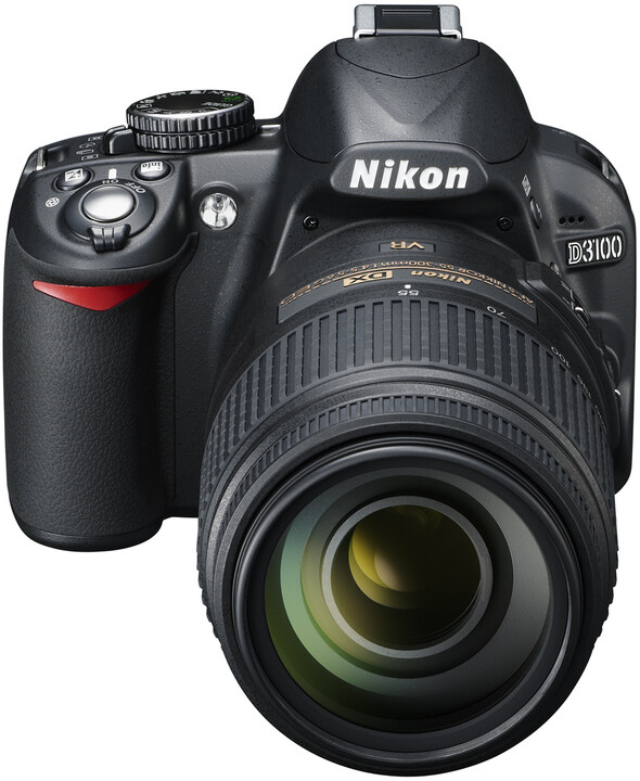 Nikon D3100 + 18-105 AF-S DX VR_2012817053