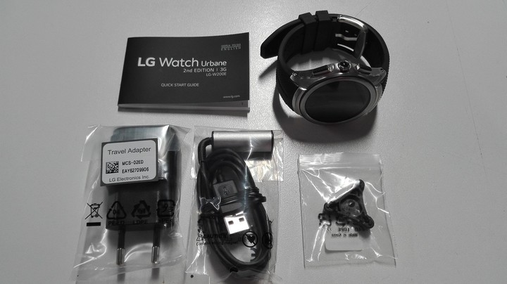 LG Watch Urbane W200 3G černá + sluchátka LG Tone Ult_893678062