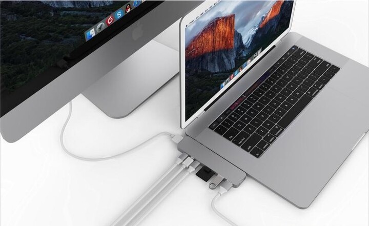 HYPER pro USB-C Hub pro MacBook Pro, stříbrný_1680387696
