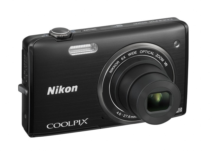 Nikon Coolpix S5200, černá_1247316260