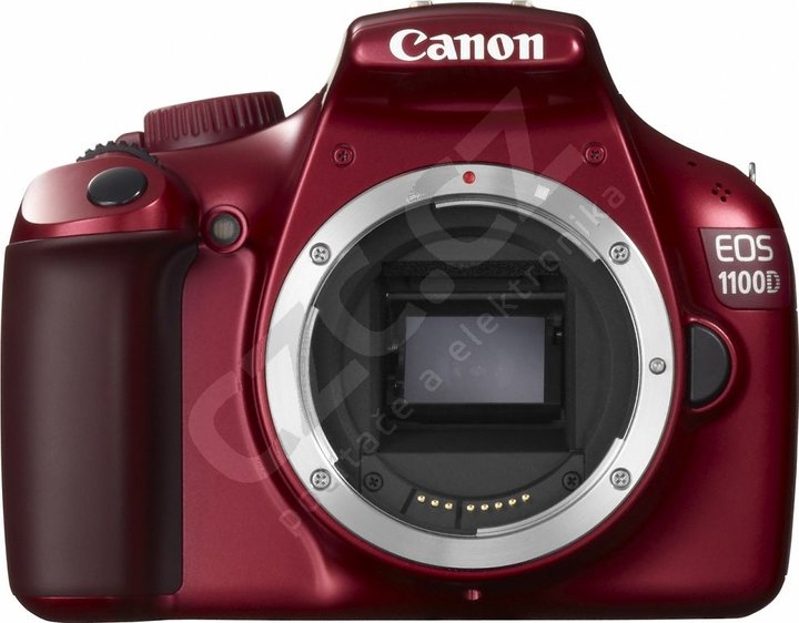 Canon EOS 1100D / EF 18-55 IS II Red_208384980