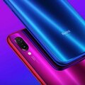 Levné neznamená špatné. Vybíráme nejlepší mobily pod vánoční stromek