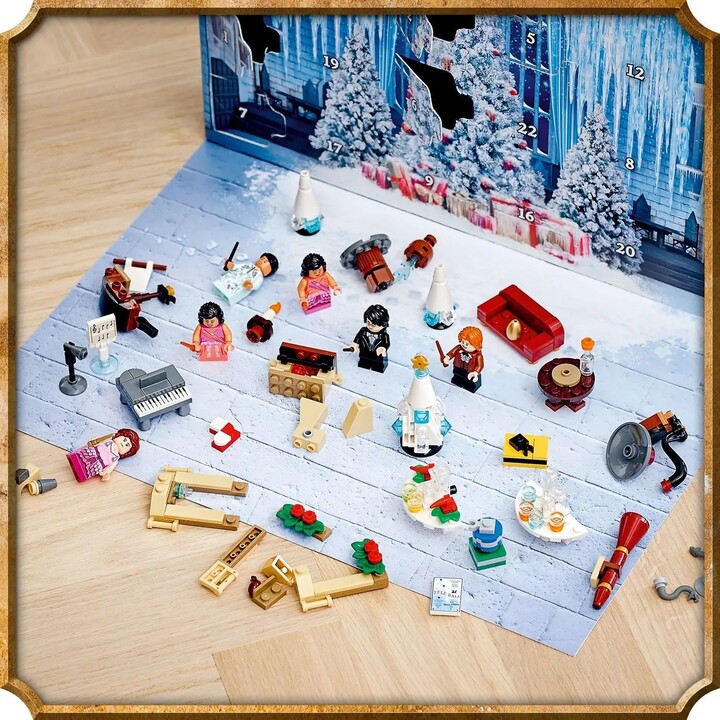 LEGO® Harry Potter 75981 Adventní kalendář_1695651271