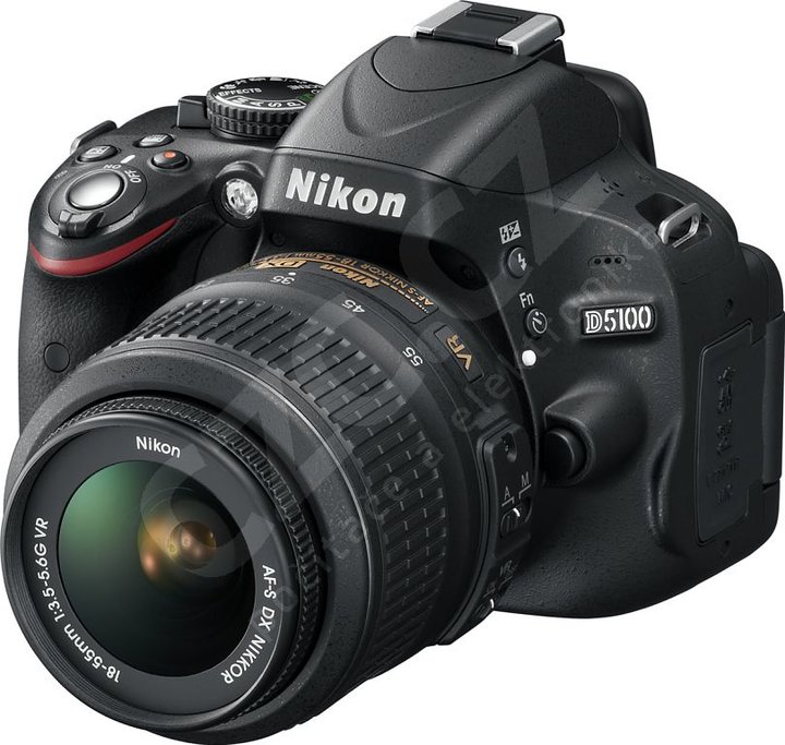 Nikon D5100 + objektiv 18-55 II AF-S DX_110229328