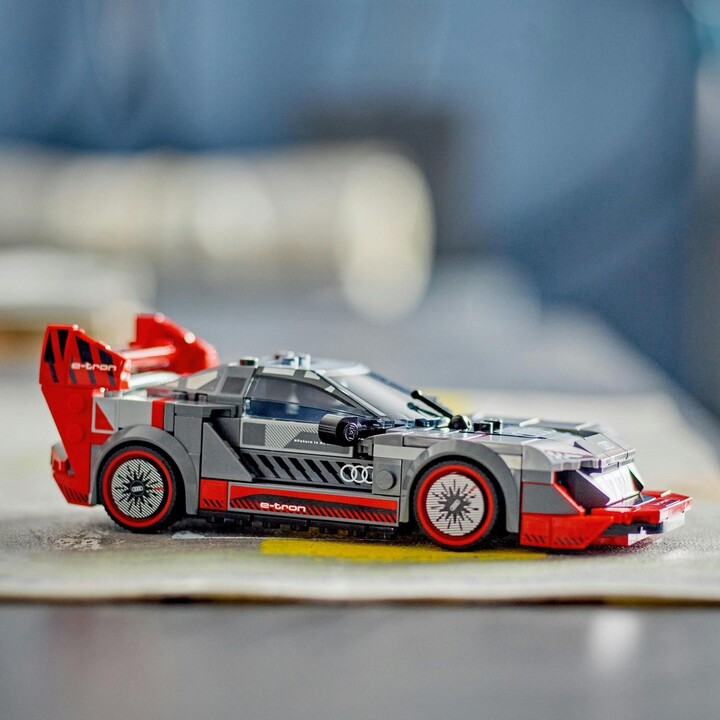 LEGO® Speed Champions 76921 Závodní auto Audi S1 e-tron quattro_32066686