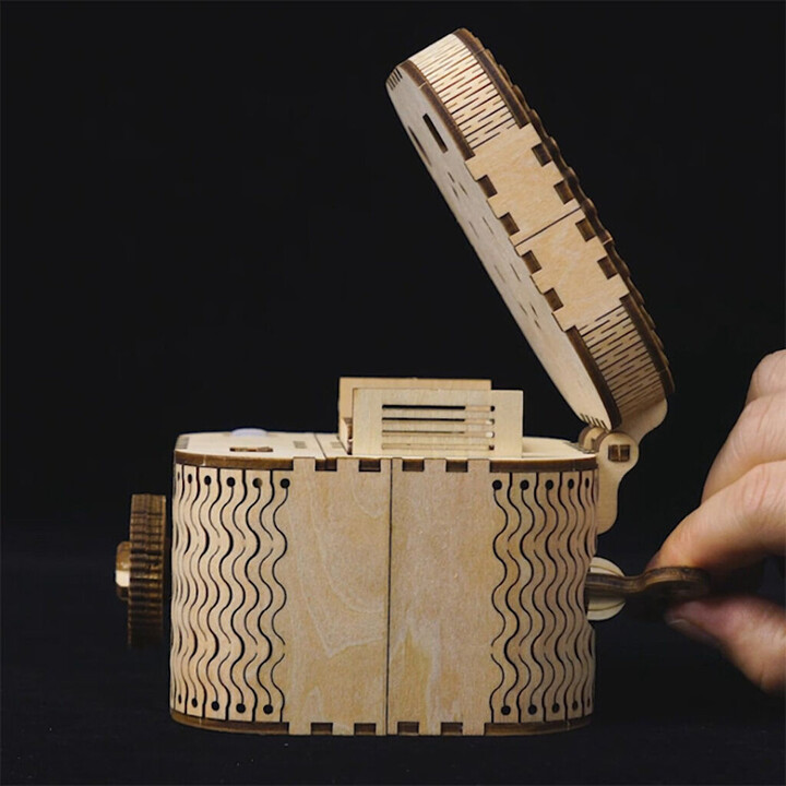 Stavebnice RoboTime - Šperkovnice, mechanická, dřevěná_1592735615