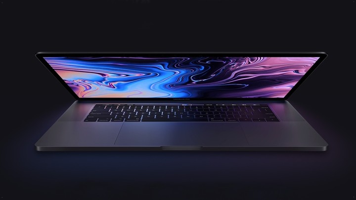 Apple v tichosti vylepšil dva MacBooky
