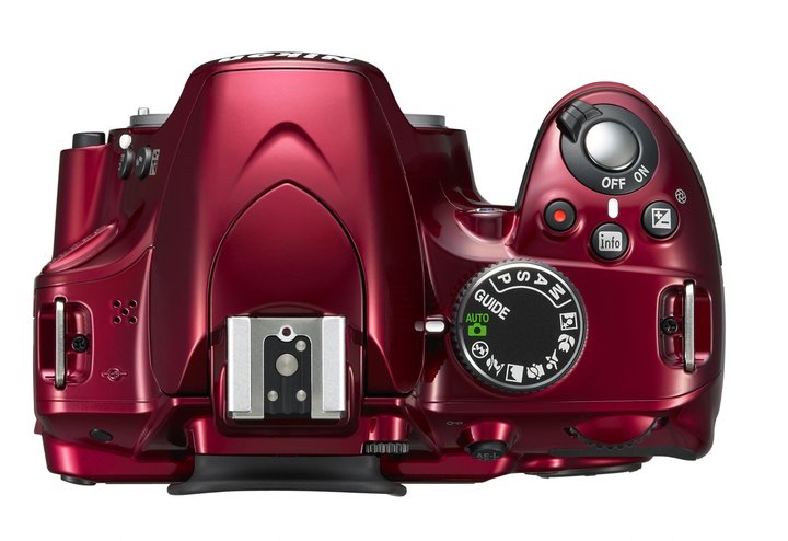 Nikon D3200 červená + objektiv 18-55 AF-S DX VR_1501820762