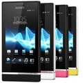 Sony Xperia U - design s dvoujádrem v zádech