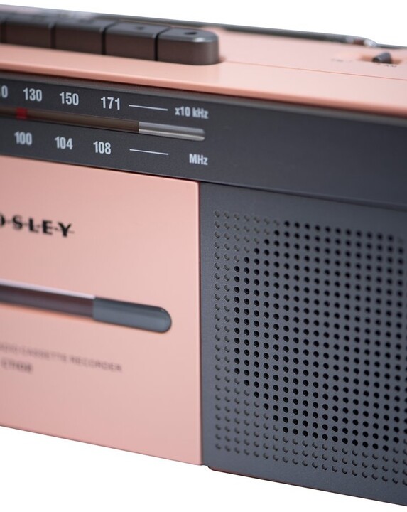 Crosley Cassette Player, růžová/šedá_954642580