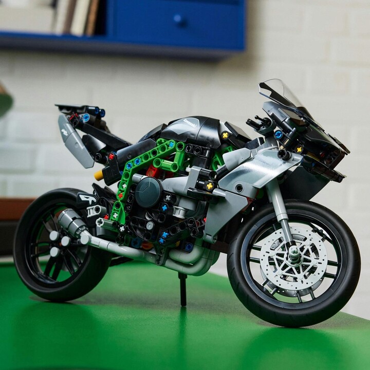 LEGO® Technic 42170 Motorka Kawasaki Ninja H2R_274765579