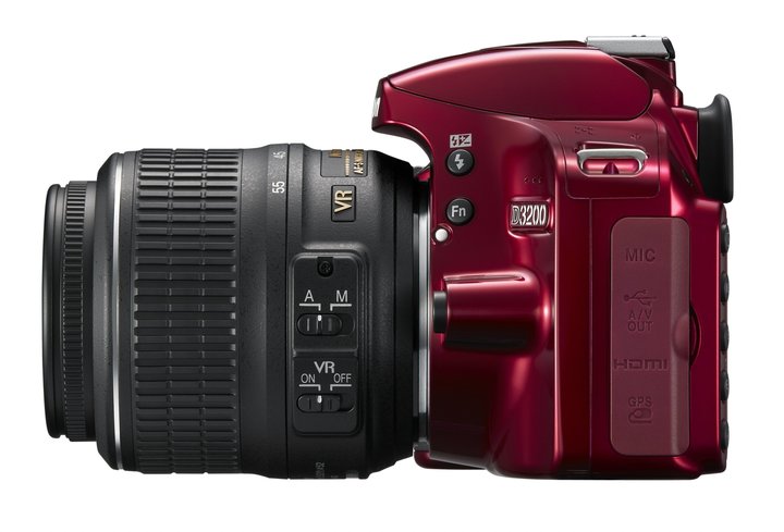 Nikon D3200 červená + objektiv 18-55 AF-S DX VR_241042455