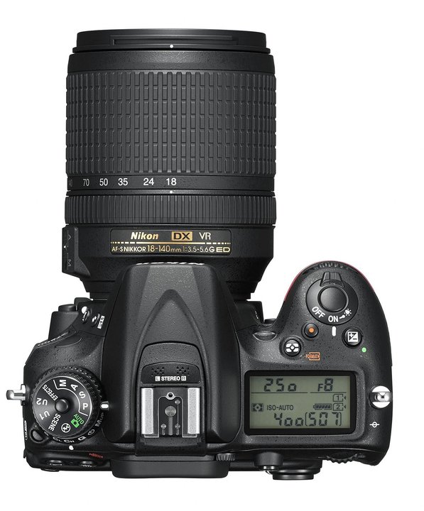 Nikon D7200 + 18-140 AF-S DX VR_960601751