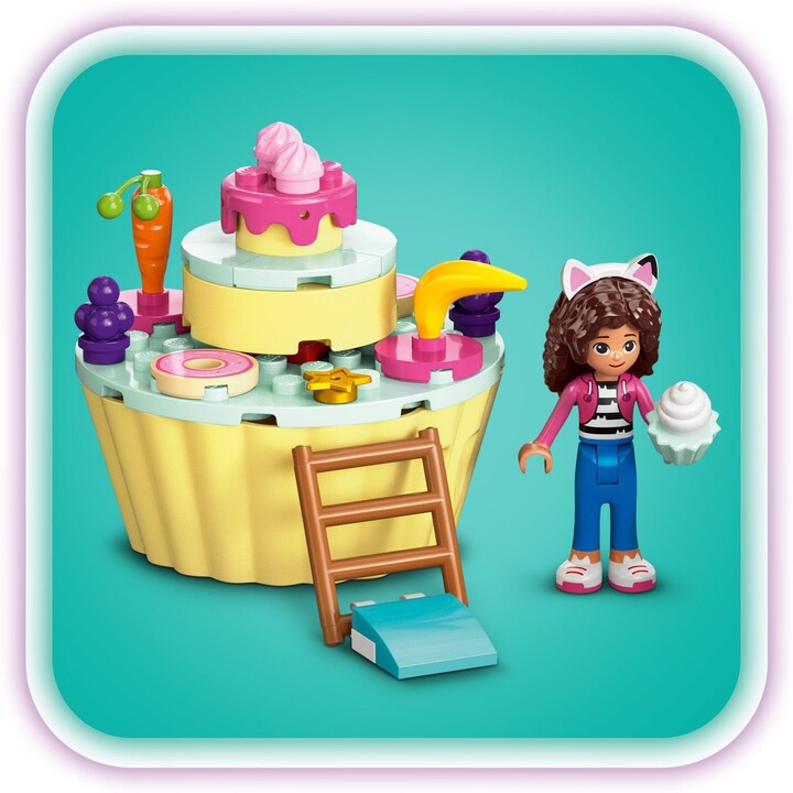 LEGO® Gabby’s Dollhouse 10785 Zábavné pečení s Dortětem_528240600
