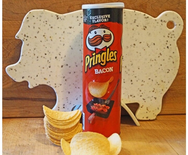 Pringles Bacon, chipsy, 165 g