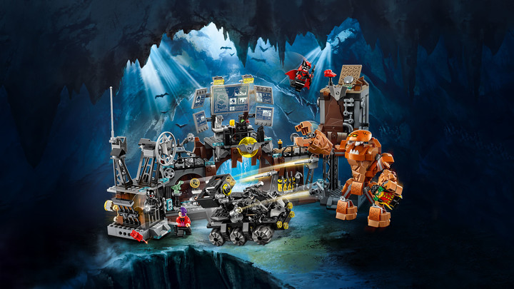 LEGO® DC Comics Super Heroes 76122 Clayface útočí na Batmanovu jeskyni_23039492