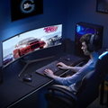 Stvořen pro hráče. Samsung představil největší progamingový QLED monitor