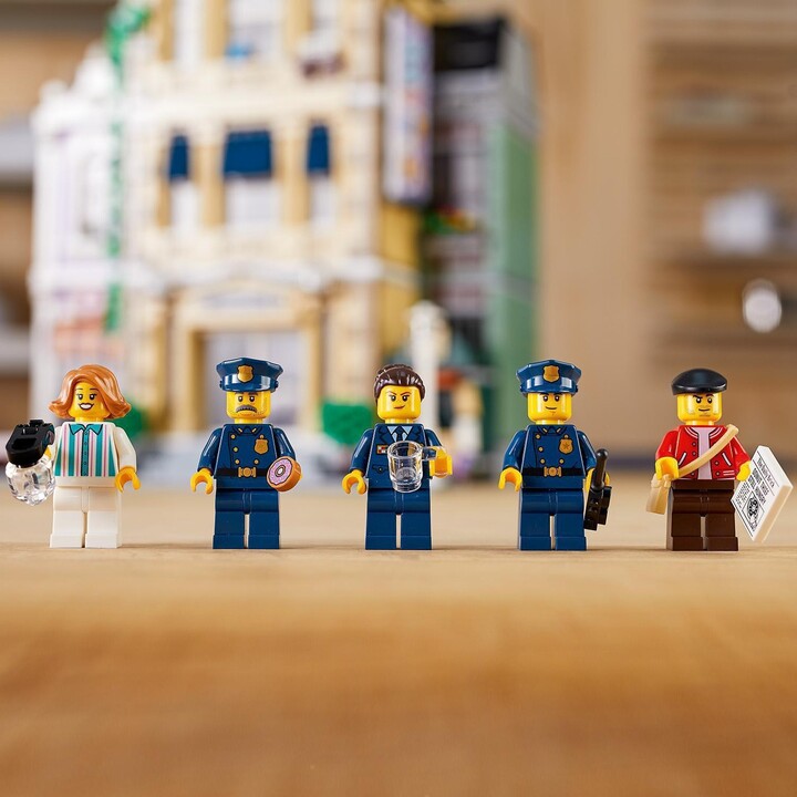 LEGO® Icons 10278 Policejní stanice_1276390156