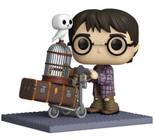 Figurka Funko POP! Harry Potter - Harry Potter Pushing Trolley Deluxe O2 TV HBO a Sport Pack na dva měsíce