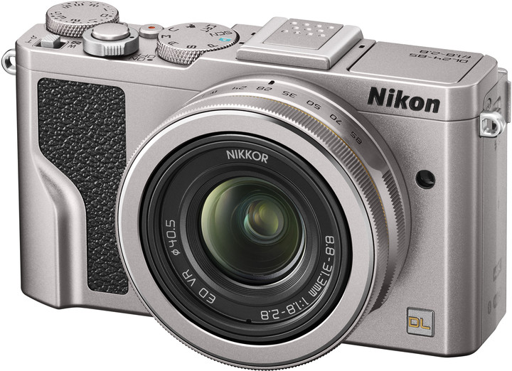 Nikon DL 24-85mm, stříbrná_308957316
