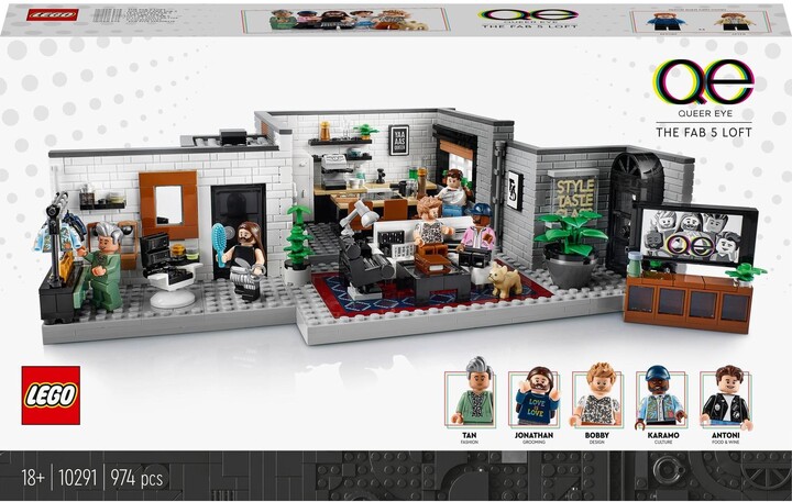 LEGO® ICONS 10291 Queer tým – byt „Úžo Pětky“ v hodnotě 2 699 Kč_541926299