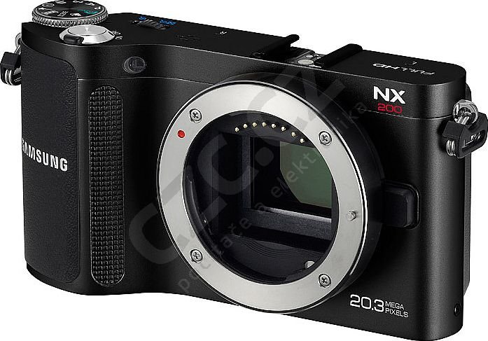 Samsung NX200 + 18-55mm + 30mm_2058607518