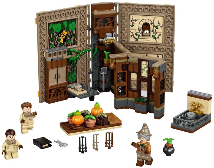 LEGO® Harry Potter™ 76384 Kouzelné momenty z Bradavic: Hodina bylinkářství_1679191610