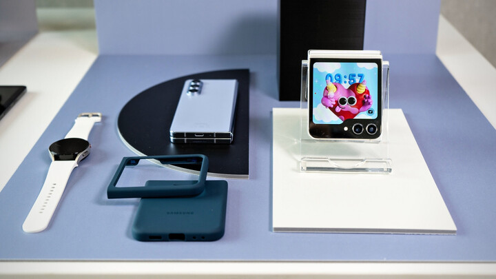 Nejlepší skládačky od Samsungu v testu. Vyberete si kompaktní Flip5 nebo špičkový Fold5?